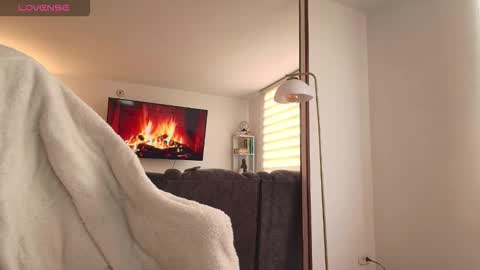 Hello I am absent due to a family calamity I will return soon-hola estoy ausente por un problema familiar volvere pronto. online show from February 7, 2026, 10:13 pm