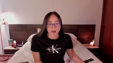 Snapshot of samy_one chatting on July 15, 2026, 9:42 pm Samy online show from July 15, 2026, 9:42 pm