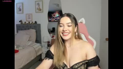 Snapshot of samysweet_8 chatting on January 8, 2025, 1:09 pm Samanta online show from January 8, 2025, 1:09 pm