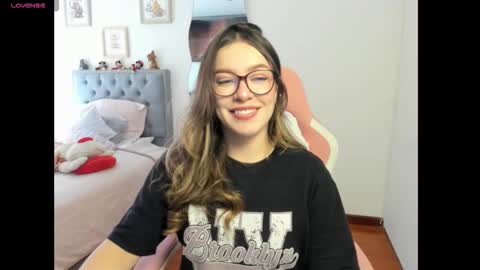Snapshot of samysweet_8 chatting on September 16, 2025, 6:42 pm Samanta online show from September 16, 2025, 6:42 pm