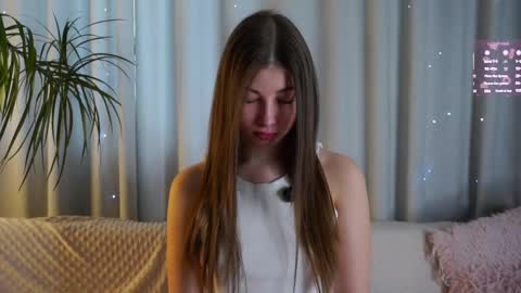 Emma  online show from March 19, 2026, 1:31 am