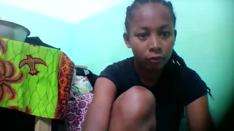 sandra1253099 online show from November 24, 2025, 7:41 am