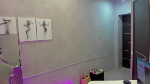 Snapshot of sandra__wilson chatting on June 3, 2026, 1:41 am Sandra online show from June 3, 2026, 1:41 am