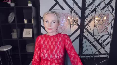 Sandra online show from February 3, 2025, 11:31 am