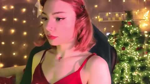 Sandy  online show from December 23, 2025, 2:09 am