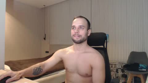 DeAlex online show from March 11, 2025, 1:34 pm