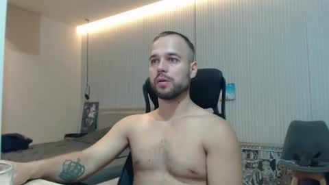 DeAlex online show from September 23, 2025, 12:19 pm