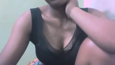 sandy735579 online show from February 18, 2026, 6:20 am