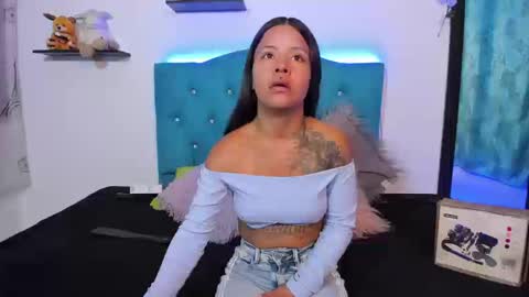 Sandy online show from March 17, 2026, 9:51 pm