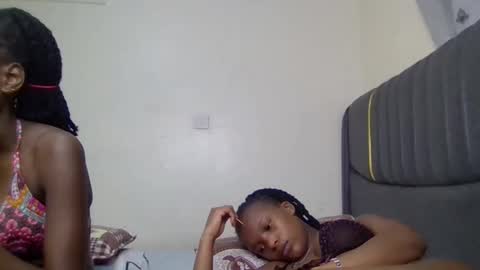 Snapshot of sandy_bby1 chatting on September 10, 2025, 12:38 pm sandy online show from September 10, 2025, 12:38 pm