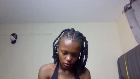 Snapshot of sandy_bby1 chatting on September 27, 2025, 1:10 am sandy online show from September 27, 2025, 1:10 am