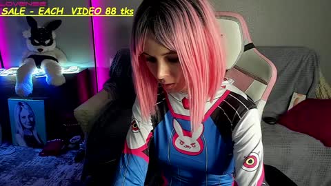 Snapshot of sandy_chris chatting on December 22, 2024, 9:11 am Sandy and Chris online show from December 22, 2024, 9:11 am