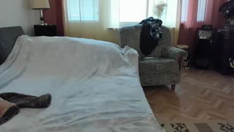 Sandy online show from December 13, 2024, 10:51 am