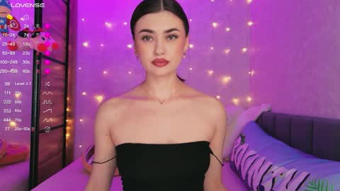 Sandy online show from April 11, 2026, 9:46 am