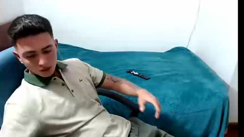 santi_ss online show from September 12, 2025, 1:06 am