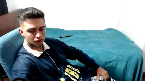 santi_ss online show from September 25, 2025, 1:20 am