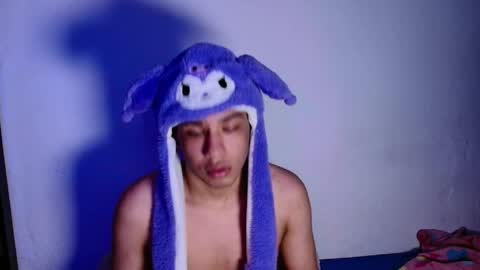 santi online show from March 22, 2026, 6:33 pm