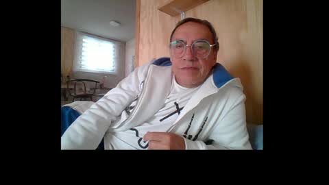 Snapshot of santiago_n chatting on June 9, 2026, 3:34 pm santiago_n online show from June 9, 2026, 3:34 pm
