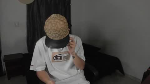 Julius Novachrono  online show from March 25, 2026, 11:27 am