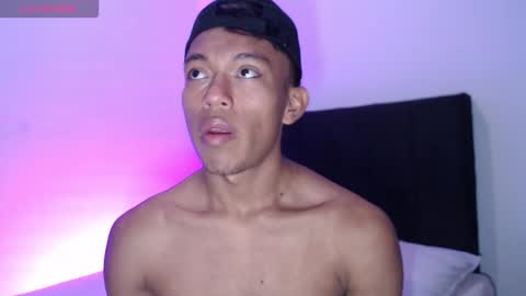 Snapshot of santinaugthy chatting on December 17, 2025, 4:07 am santi online show from December 17, 2025, 4:07 am