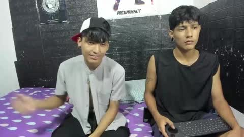 Snapshot of santos_xd chatting on May 22, 2026, 3:24 am santos online show from May 22, 2026, 3:24 am
