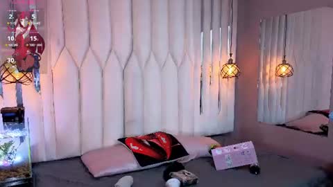 Snapshot of santsara chatting on June 12, 2026, 11:53 am SANTSARA online show from June 12, 2026, 11:53 am