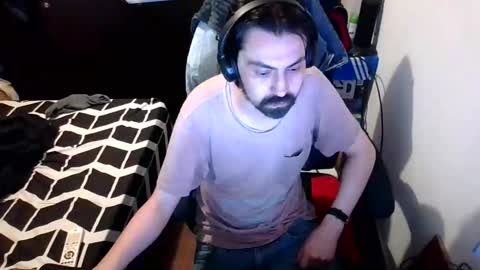 Snapshot of santuronvargas chatting on December 2, 2025, 5:46 am santuronvargas online show from December 2, 2025, 5:46 am