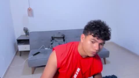 Snapshot of santy_stump chatting on June 7, 2026, 9:29 pm santy_stump online show from June 7, 2026, 9:29 pm