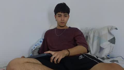 Snapshot of santybig18 chatting on December 9, 2024, 9:26 pm santybig18 online show from December 9, 2024, 9:26 pm