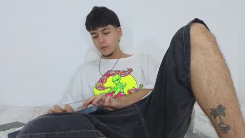 Snapshot of santybig18 chatting on January 13, 2025, 12:09 am santybig18 online show from January 13, 2025, 12:09 am