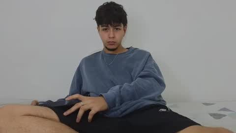 Snapshot of santybig18 chatting on February 10, 2025, 3:57 am santybig18 online show from February 10, 2025, 3:57 am