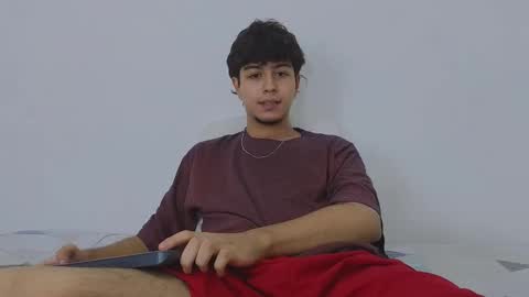 Snapshot of santybig18 chatting on February 28, 2025, 3:37 am santybig18 online show from February 28, 2025, 3:37 am