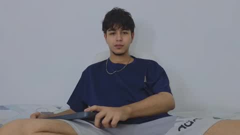 Snapshot of santybig18 chatting on March 1, 2025, 8:02 am santybig18 online show from March 1, 2025, 8:02 am