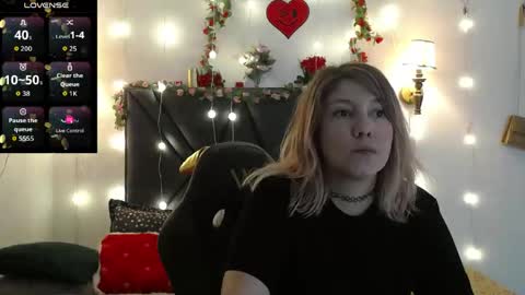 sanyaseraphine0 online show from May 30, 2026, 7:55 pm
