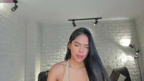 Saphira James online show from May 24, 2026, 10:48 pm