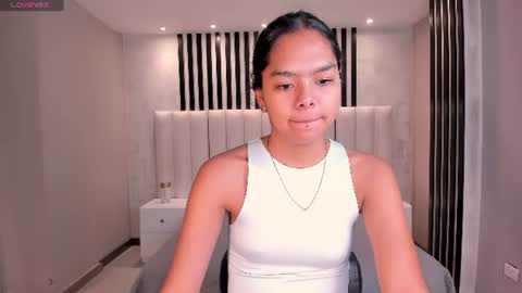 Snapshot of saphirajames chatting on June 27, 2026, 1:54 am Saphira James online show from June 27, 2026, 1:54 am