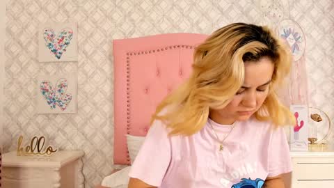 Sara online show from January 13, 2025, 3:45 am