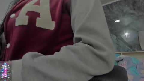 sara allenx online show from November 14, 2025, 1:43 pm