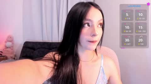 Sara  online show from April 14, 2026, 6:41 am