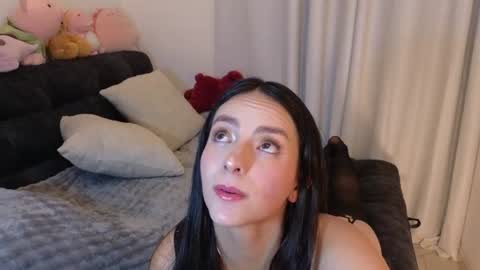Sara  online show from June 26, 2026, 7:57 am