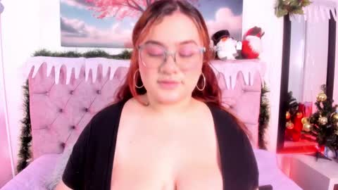 Snapshot of sara_ariass chatting on December 23, 2024, 8:14 pm SARA ARIAS online show from December 23, 2024, 8:14 pm
