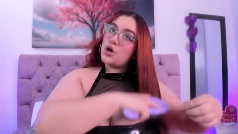 Snapshot of sara_ariass chatting on March 8, 2025, 8:25 pm SARA ARIAS online show from March 8, 2025, 8:25 pm