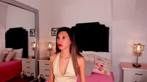 Snapshot of sara_beckan chatting on July 15, 2026, 10:37 pm sara beckan online show from July 15, 2026, 10:37 pm