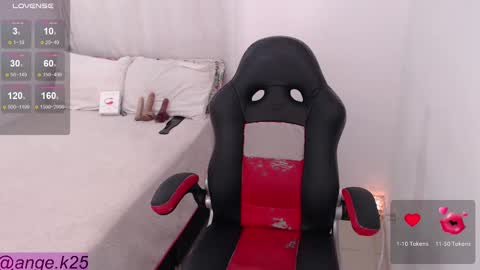 Im Angelica  My pleasure in your hands Give me more vibrations and make me cum PVT IS OPEN online show from February 13, 2025, 1:50 am