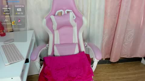 Sara online show from November 12, 2025, 2:28 pm