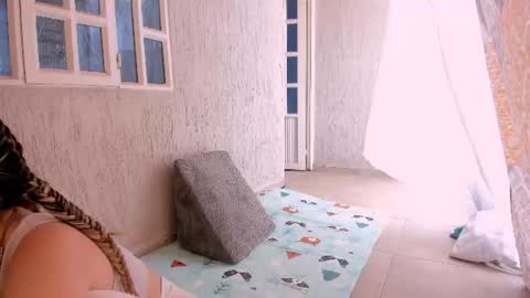 sara_kaii online show from June 21, 2026, 5:37 pm