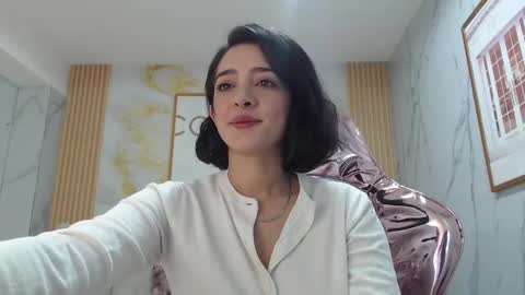 Snapshot of sara_lopez_s chatting on September 19, 2025, 1:23 pm Sara online show from September 19, 2025, 1:23 pm