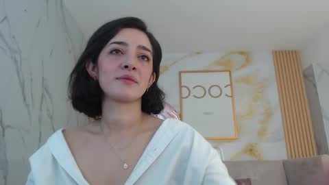 Snapshot of sara_lopez_s chatting on October 3, 2025, 1:19 pm Sara online show from October 3, 2025, 1:19 pm