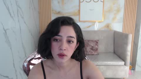 Snapshot of sara_lopez_s chatting on October 6, 2025, 1:19 pm Sara online show from October 6, 2025, 1:19 pm