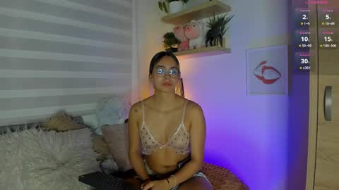 Snapshot of sara_madrid_ chatting on April 27, 2026, 2:04 pm online show from April 27, 2026, 2:04 pm